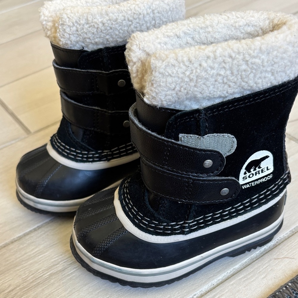 Sorel Kids Black and Cream Snow Boots
